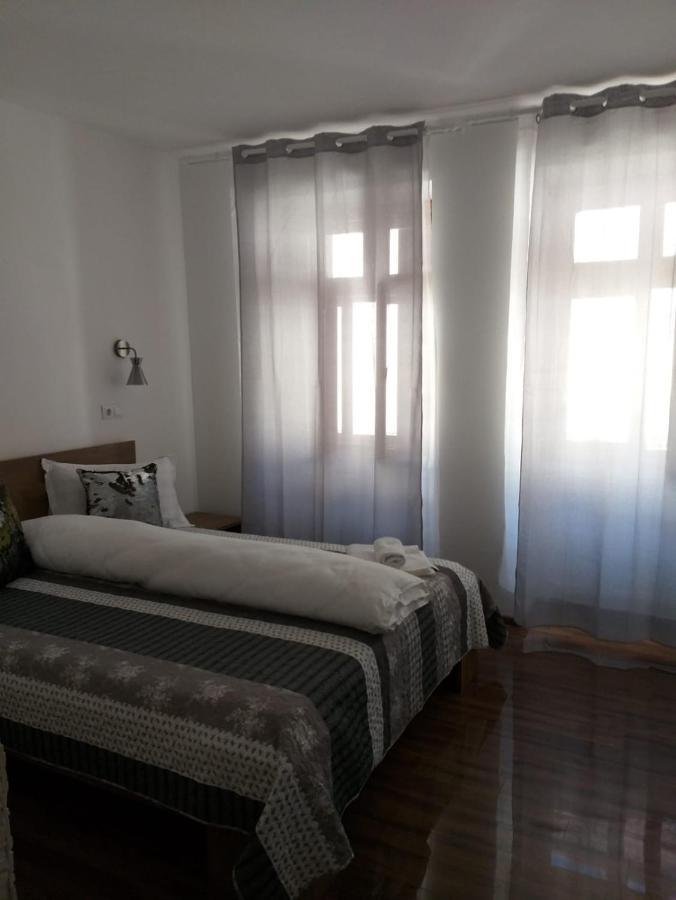 Sara House Apartman Bistriţa Kültér fotó