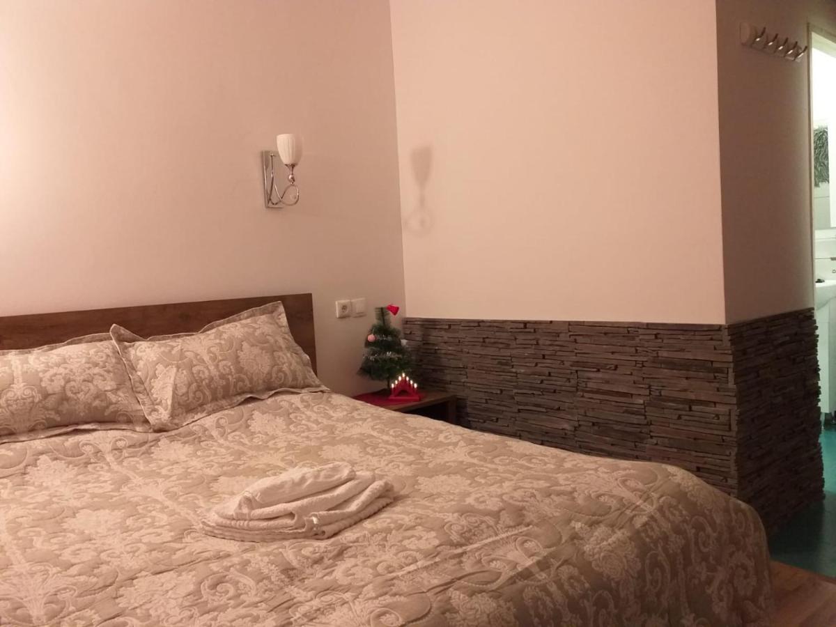 Sara House Apartman Bistriţa Kültér fotó